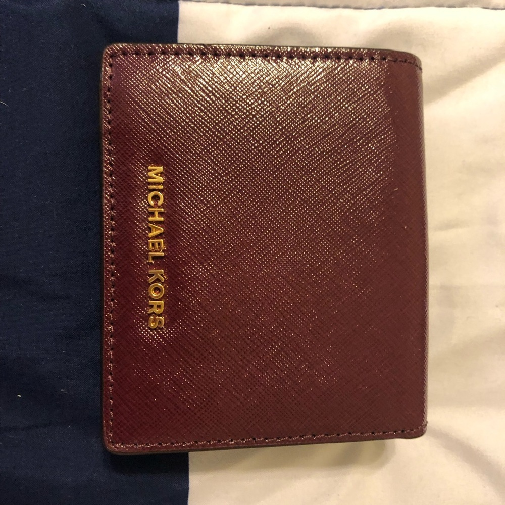 Michael Kors Jet Set Travel Carryall Card Case